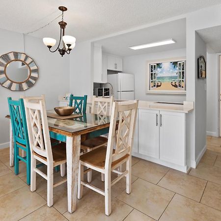 Chateau By The Sea Cocoa Beach Exterior foto